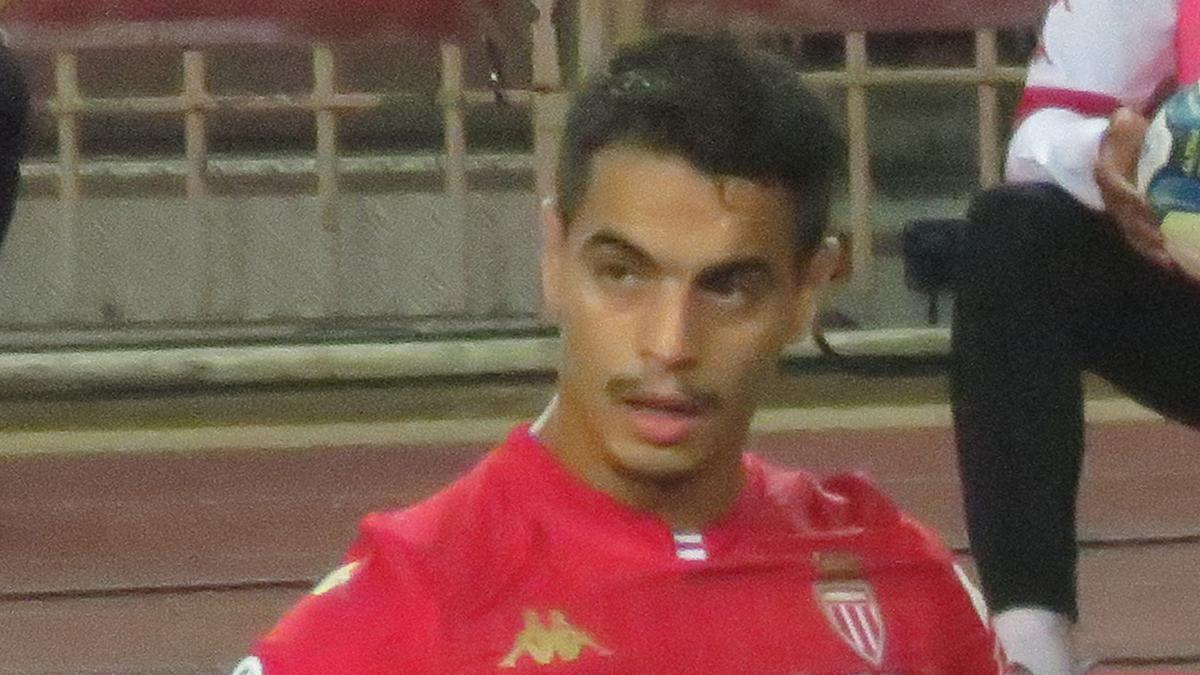 Les démons de Wissam Ben Yedder, ex-footballeur accro au whisky. Crédits : Bigmatbasket / Wikimedia Commons — CC BY-SA 4.0.